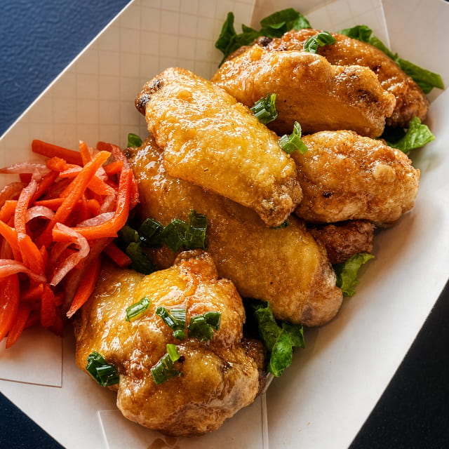 6pc Chicken Wings.